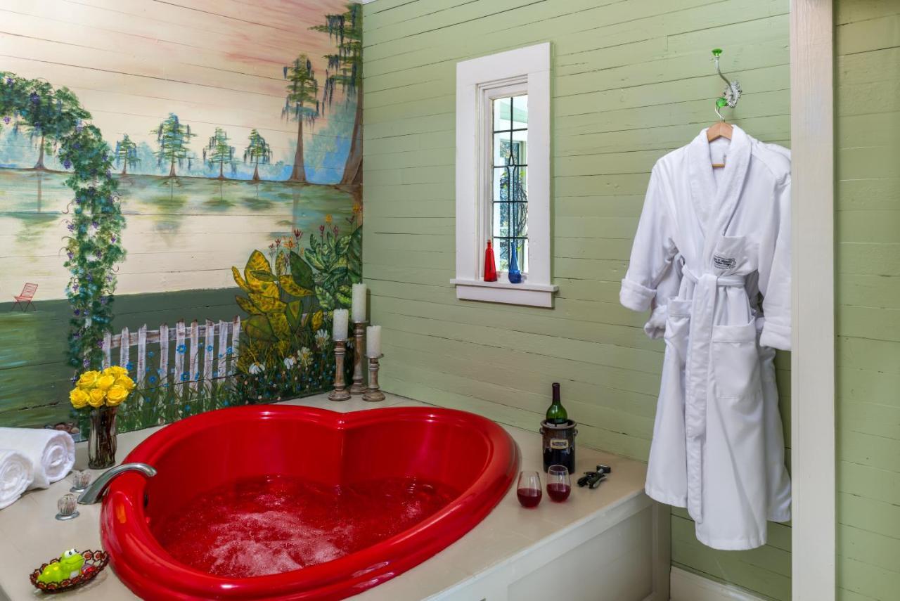 Maison D'Memoire Bed & Breakfast Cottages Rayne Екстер'єр фото