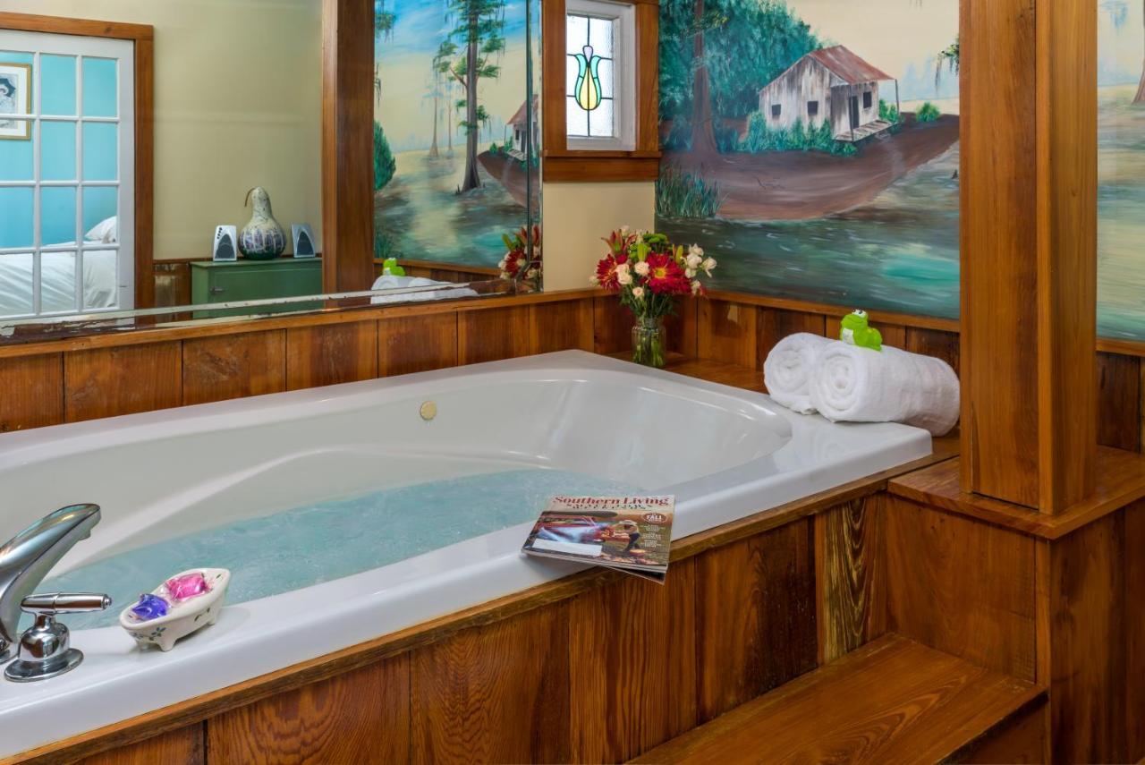 Maison D'Memoire Bed & Breakfast Cottages Rayne Екстер'єр фото